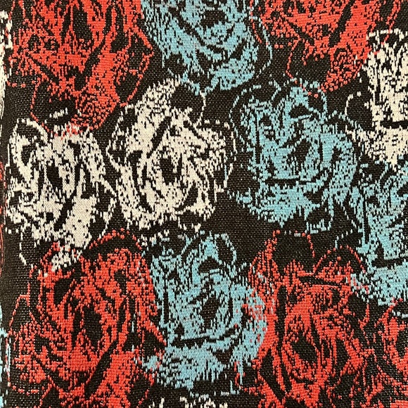 Lularoe Amelia - Picture 3 of 4